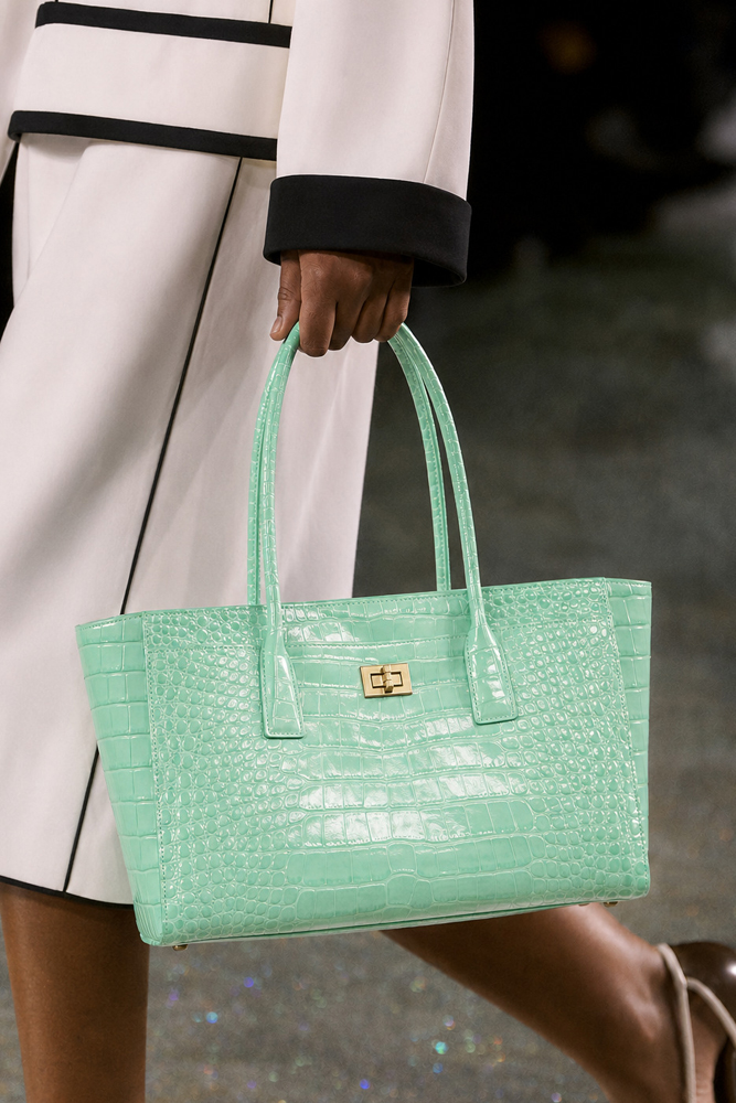 SHELKSBAG 광택 있는 크로커다일 엠보싱 토트백  - Leather Work Handbags For Women 리뷰 및 가격